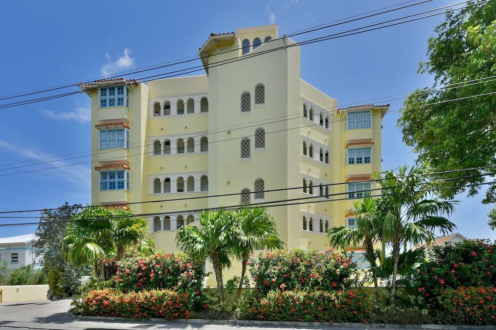 Butterfly Beach Hotel Christ Church Exterior photo